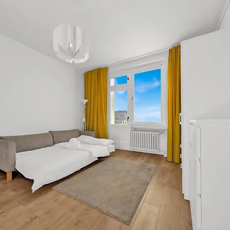 Teczowa Comfort By Bookinghost Vratislav